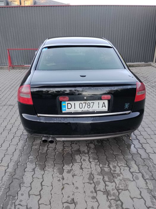 Автомобіль ауді а6с5 .  1.8т