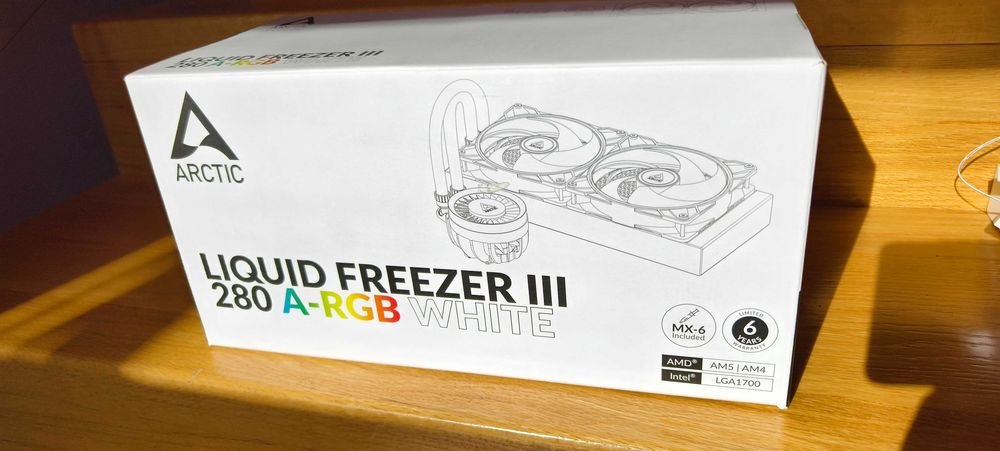 Chłodzenie procesora Arctic Liquid Freezer III 280 AIO A-RGB White