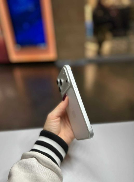 MEGA OFERTA!/Iphone 17 Pro 256GB e-sim/raty 0%/Gwar 24 msc/ZŁOTE TARASY