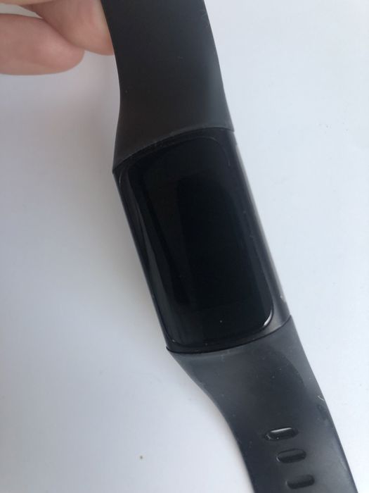 Fitbit Charge 6 smartwatch smartband