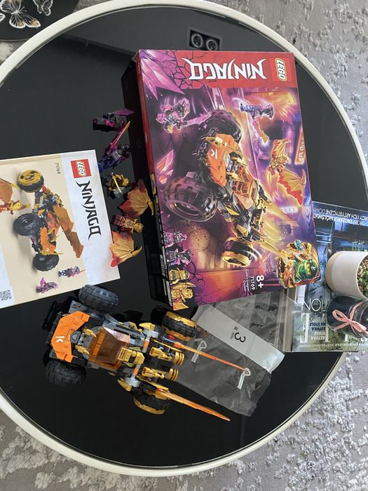 LEGO 71769 Ninjago, klocki, Smoczy krążownik Cole’a,