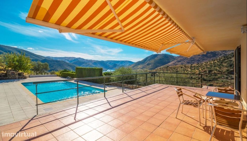 Quinta com piscina e vistas do rio Douro no Alto Douro — Seixo de Ansiães, Bragança