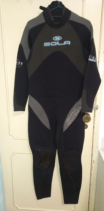 Fato térmico de natação