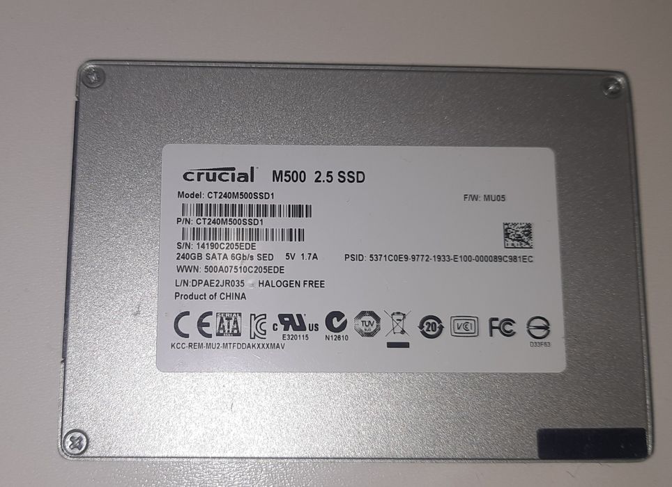Ssd crucial  240 gb