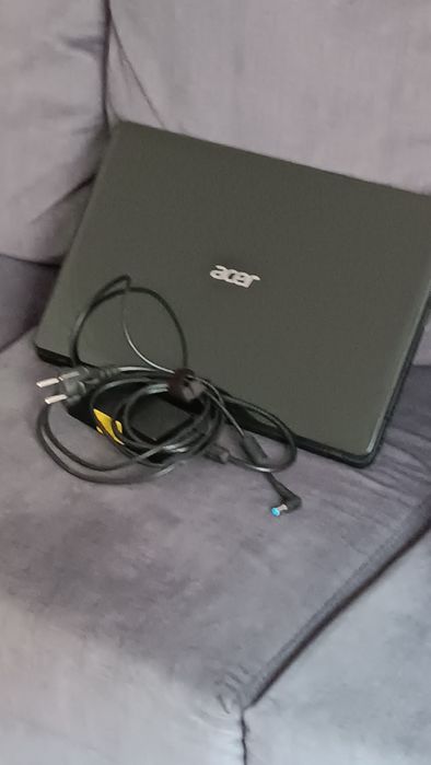 Portátil Acer aspire E1 571g