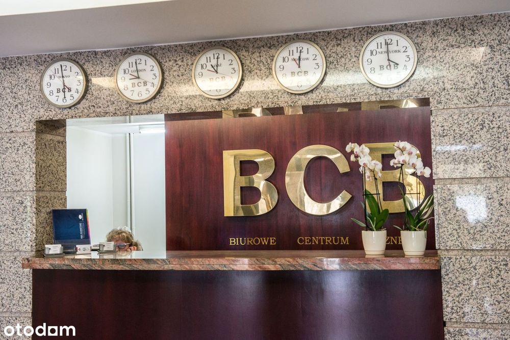 lokal na biuro ok. 37 m2 ( dwa pokoje) parter