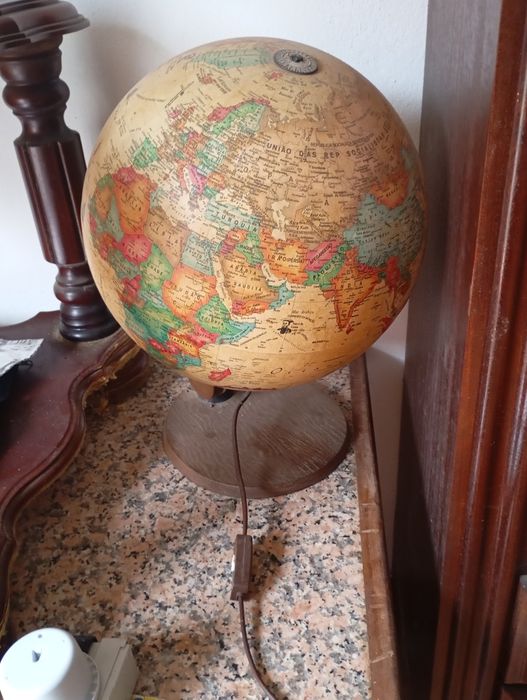 Globo, iluminado
