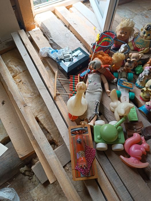 Продаю детские игрушки времени СССР