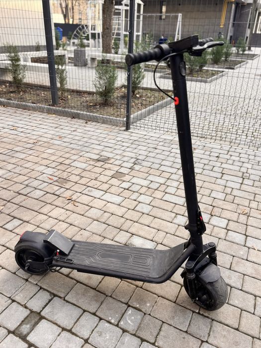 СРОЧНО Продам электросамокат