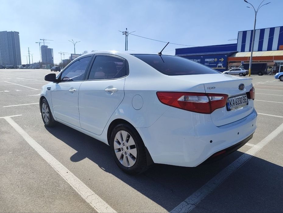 Kia Rio 2012 року