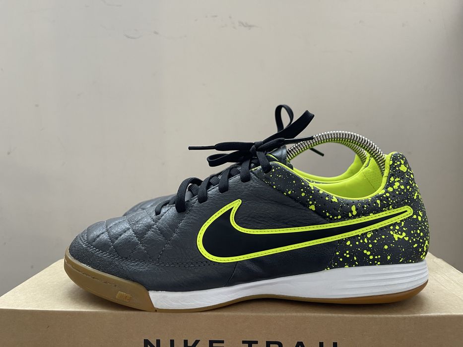 Nike Tiempo Legacy IC футзалки шкіряні розмір 40