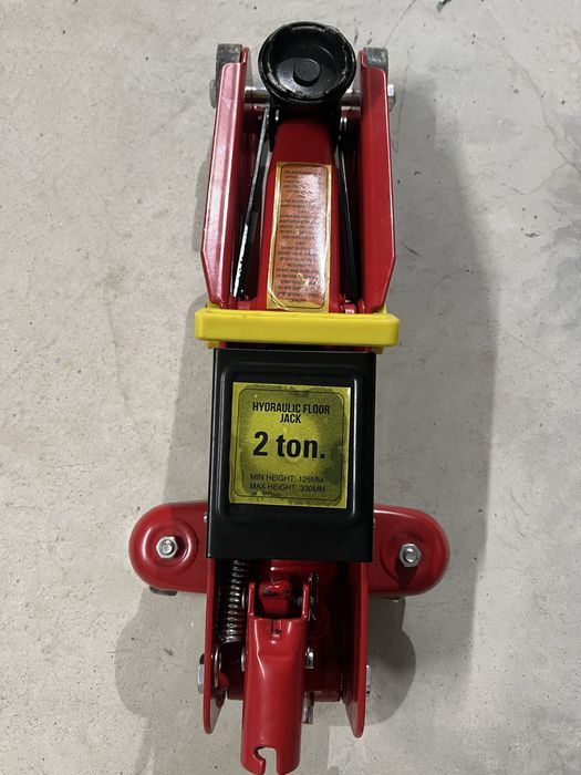 Macaco hidráulico 2Ton.