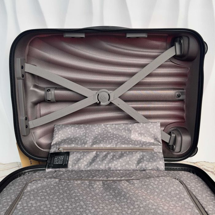 НОВА Валіза Samsonite Cosmolite spinner 55/20 ультра легка на 4-х коліщатках ручна поклажа