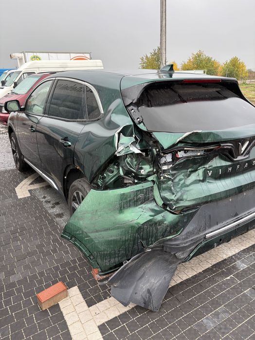 Vinfas VF8 2023 електроавтомобіль