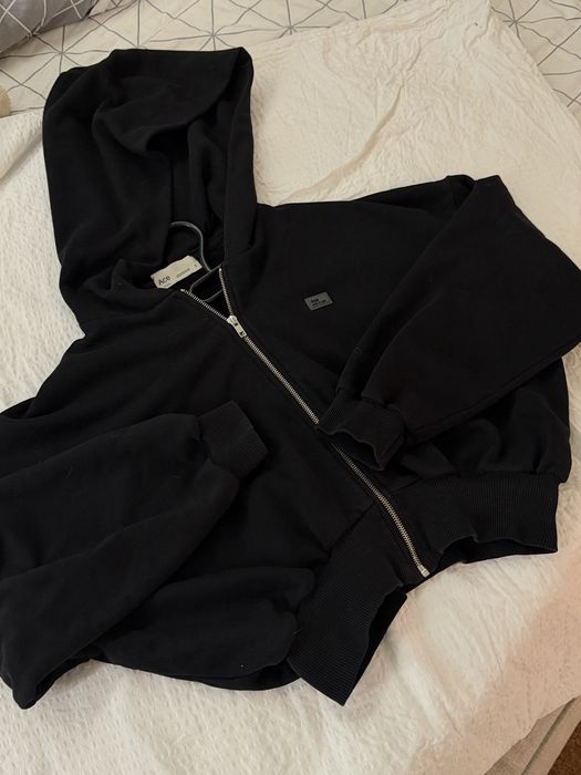 Худі українського бренду АСЕ