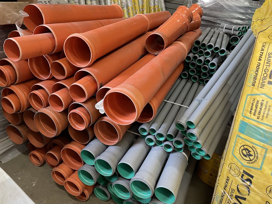 Внутрішня та зовнішня каналізація (труба, коліно, трійник і т.д.)