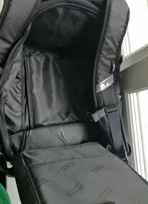 Моторюкзак Motocentric для шолому, великий мото наплічник чорний