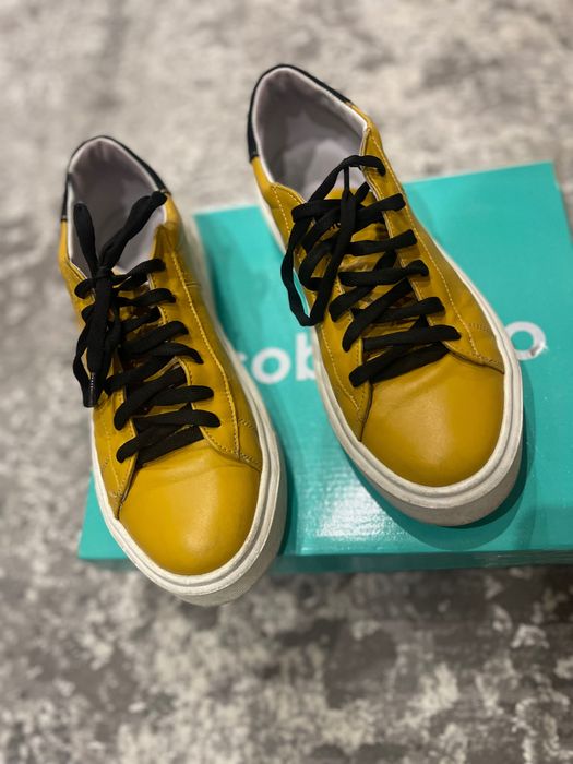 кросівки шкіряні на підлітка