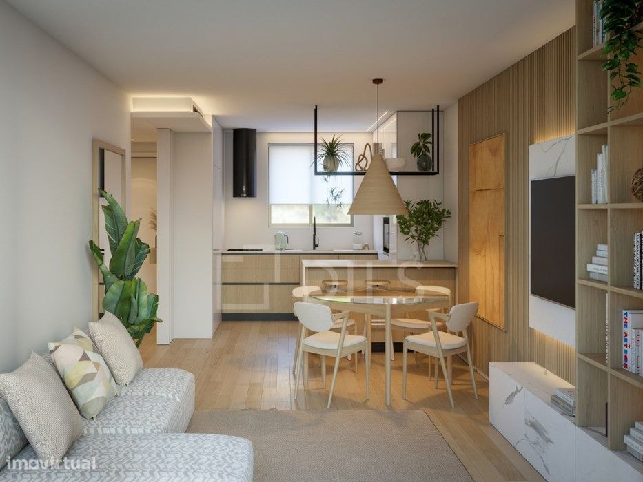 Apartamento T1 com varanda, na Praia da Rocha