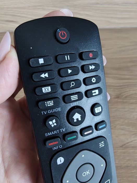 Pilot do telewizora nowy