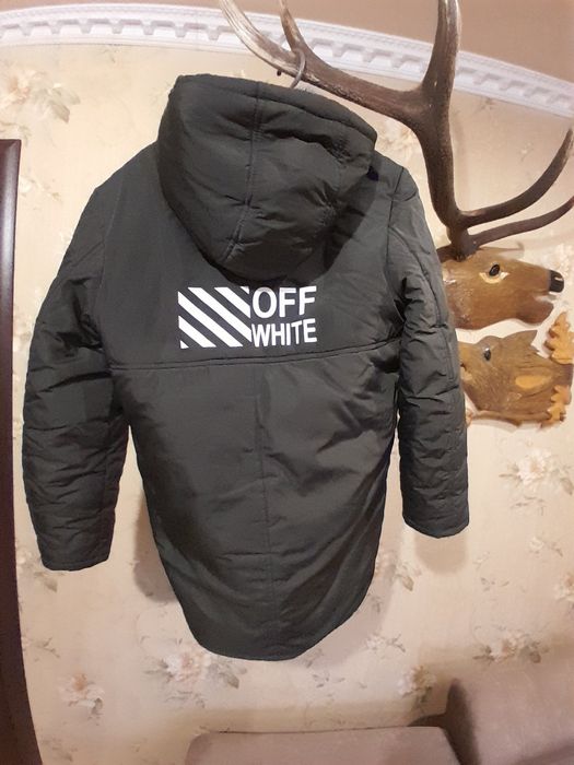 Продам зимову куртку у відмінному стані