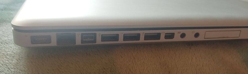 Apple MacBook Pro 17" A1297