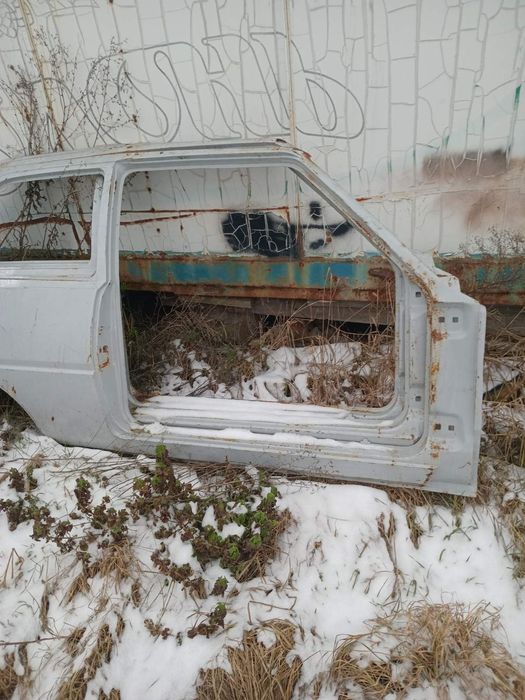 Боковина Таврія 11021 права