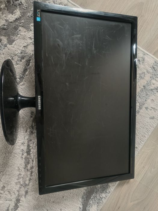 Monitor Samsung S24B300