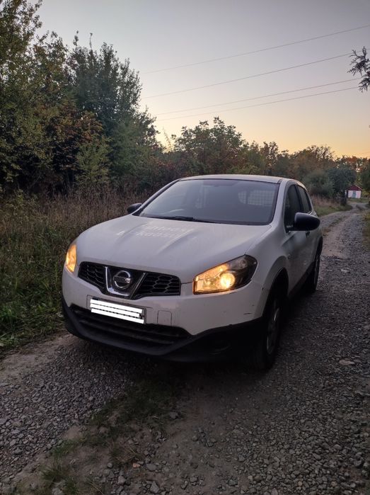Ніссан Кашкай  1.6