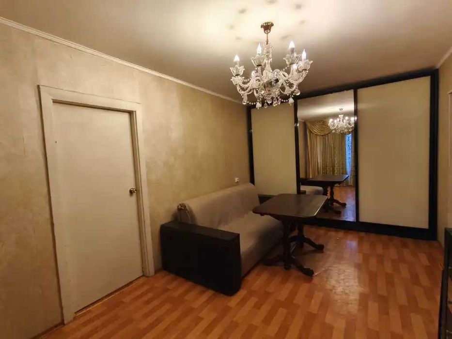 Здам 2-кімнатну квартиру 2 поверх пр. Б. Хмельницького пр. О. Поля