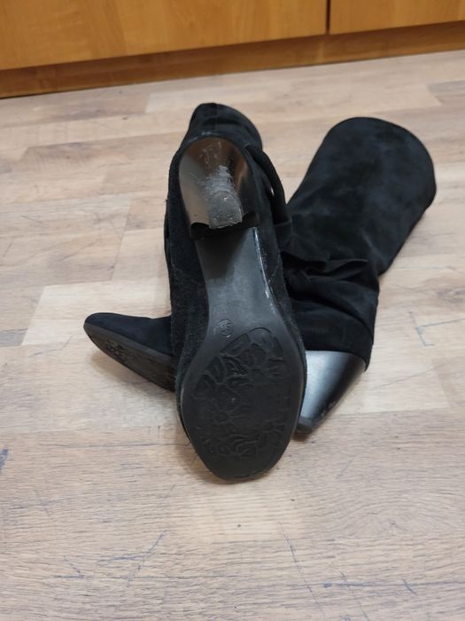 Kozaki zamszowe firmy CCC rozmiar 37