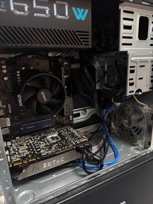 Komputer gamingowy; zestaw