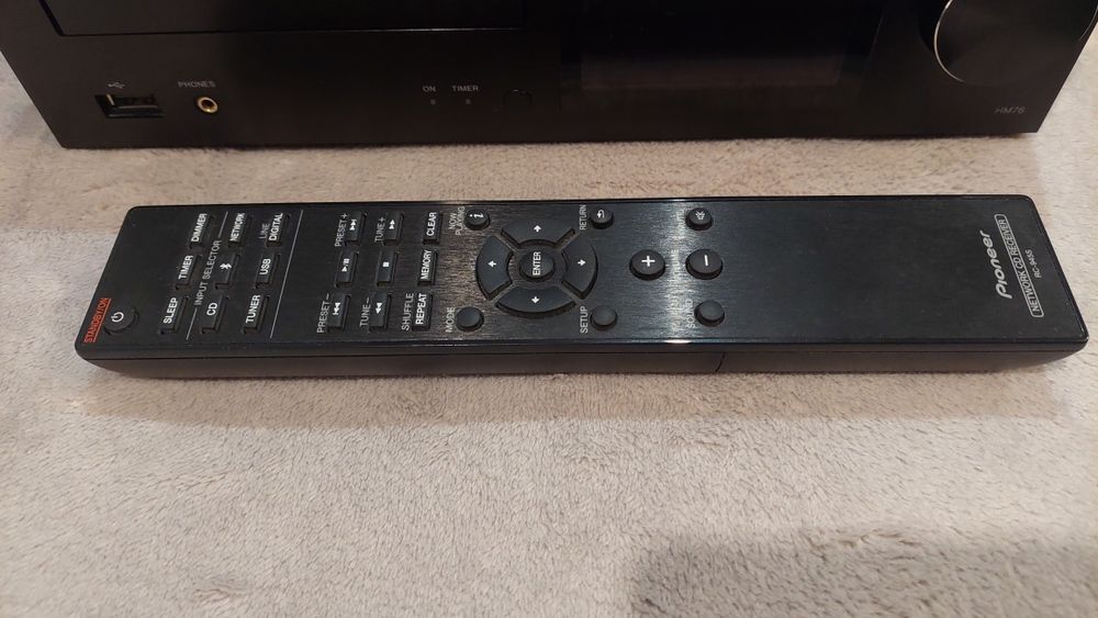 Odtwarzacz sieciowy amplituner PIONEER X-HM 76
X-HM76