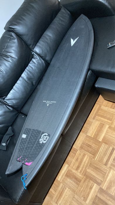 Prancha de surf 5’7 fish quad fin