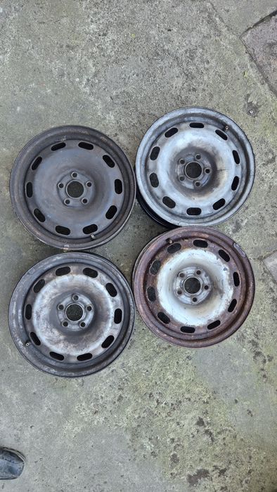 Felgi stalowe 15 vw golf iv sharan ET38 6Jx15H2 komplet Jx15H2