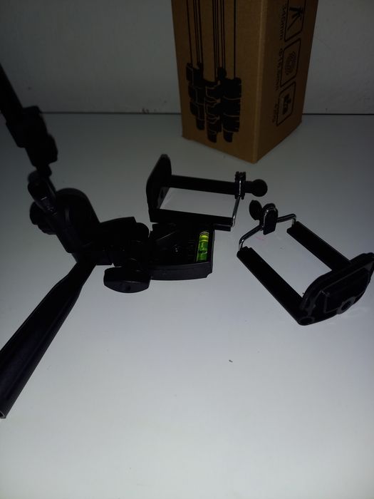 Стійка для телефона