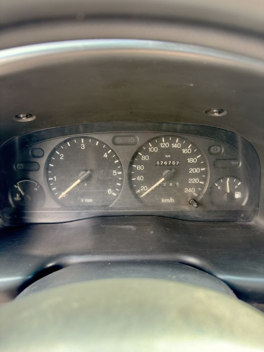 Ford Transit 2001 року 2.0дизель. груз.