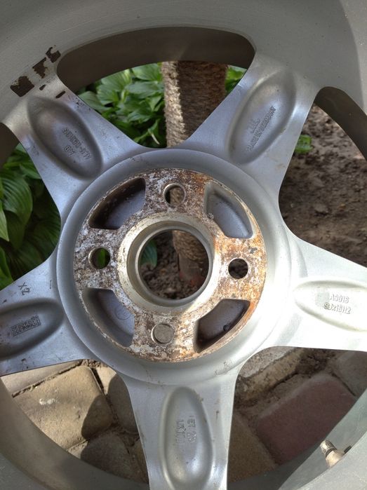 1шт. R16. Диск DEZENT Германия 4/100. ЕТ25. J9. БМВ. BMW.