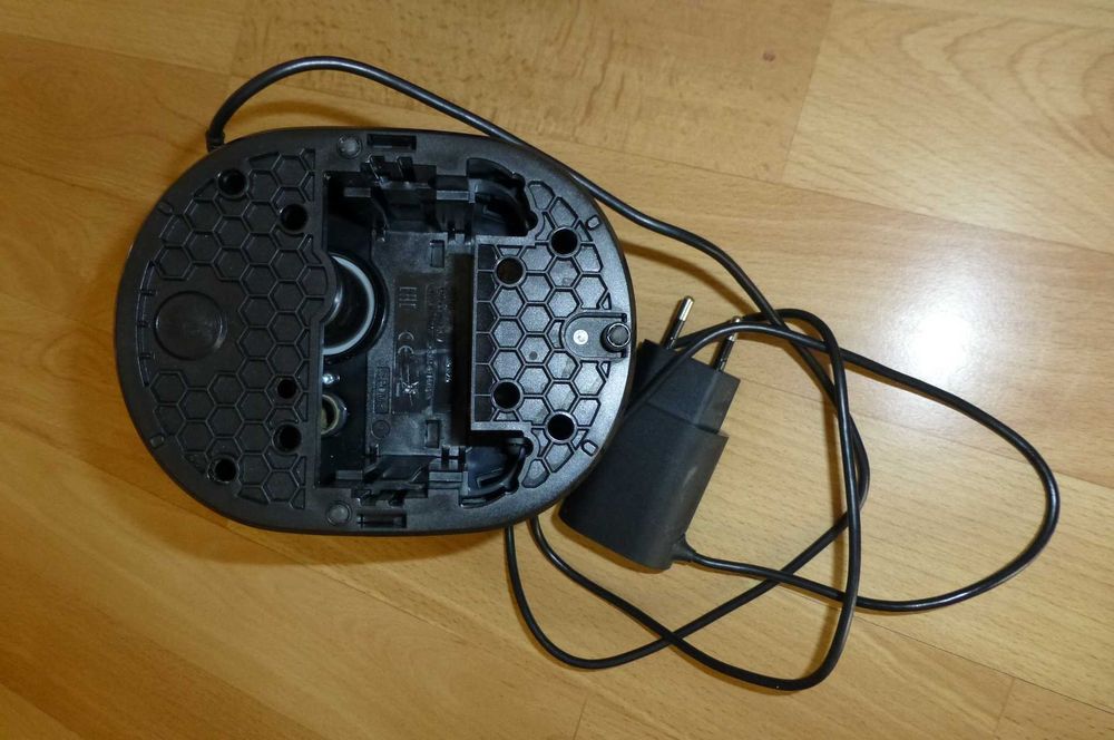 Golarka maszynka elektryczna trymer Braun S5 stacja wet&dry