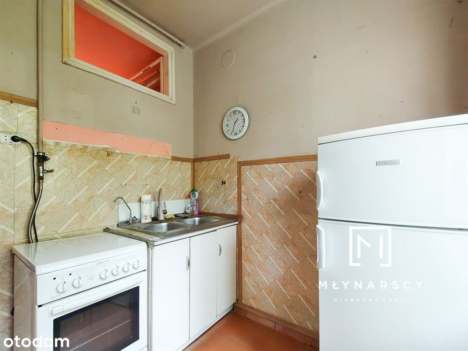 2 pok do remontu | zieleń za oknem | balkon