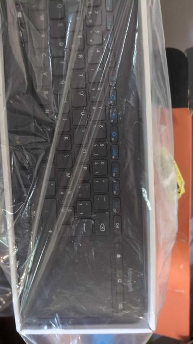 Klawiatury Logitech Microsoft cherry ok 40 sztuk
