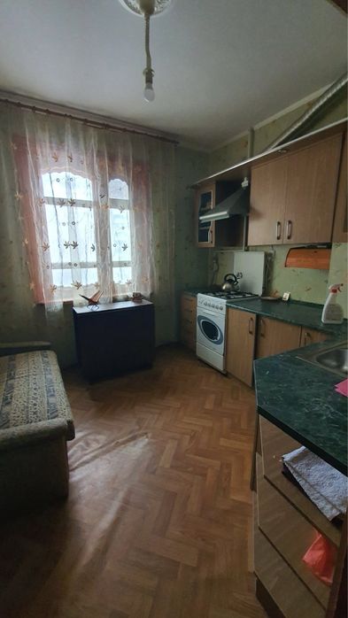 Аренда однокомнатная квартира 3/5 Таврический