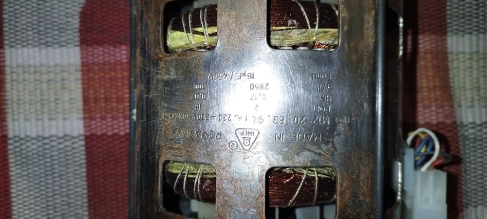 Motor de Indução 2800 RPM (0.17HP) com Polia - Excelente Estado