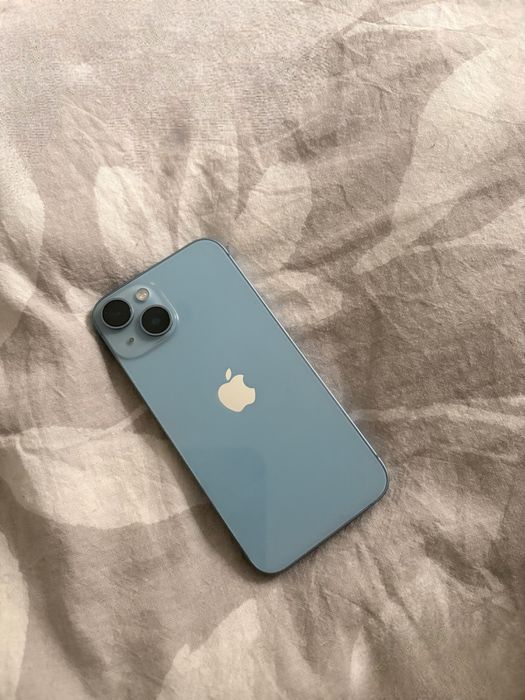 Iphone 14 niebieski