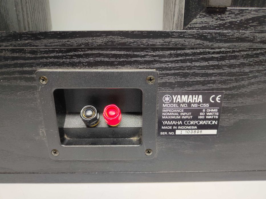 YAMAHA NS-C55, NS-E55 kolumna centralna i satelity