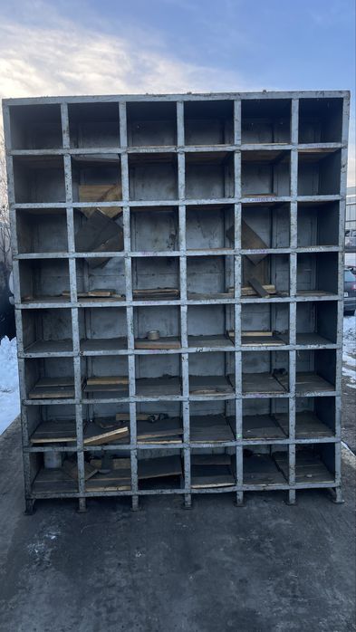 Regały metalowe  magazynowe – cena 2 zł/kg