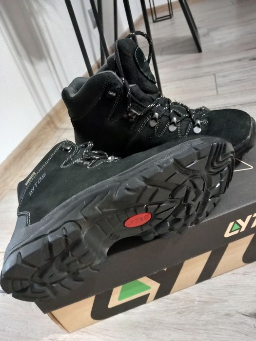 Buty trekkingowe damskie