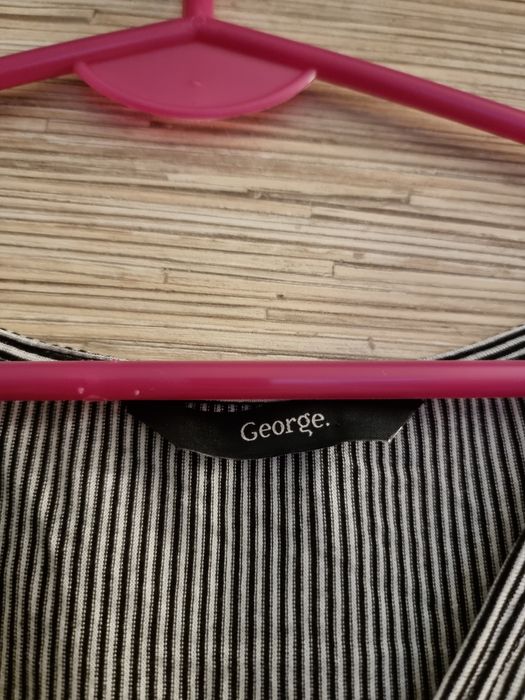 Bluzka wiazana z przodu 44