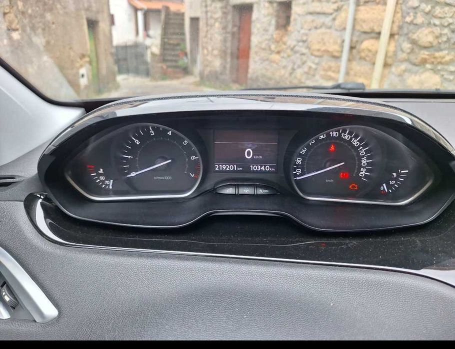Peugeot 208, 1.2 PureTech