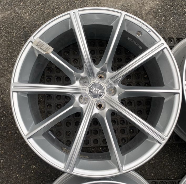Диски Audi R21 A6 Q5 RS6 S6 Etron оригінальні 4K0601025AA